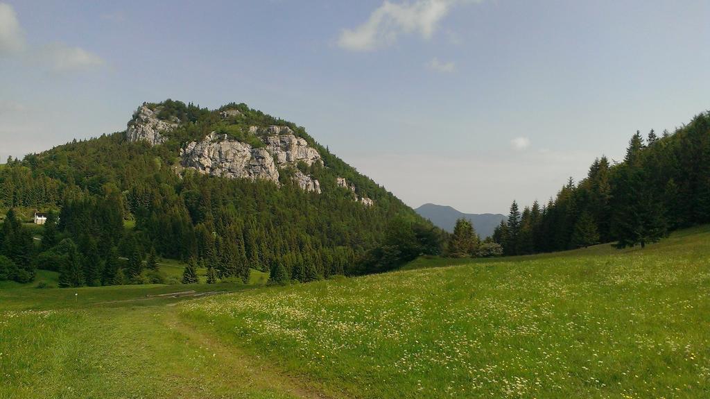 Chata Alpina Ruzomberok Exterior foto